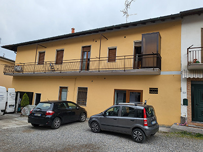 facciata-villa-schiera-carbonate 9